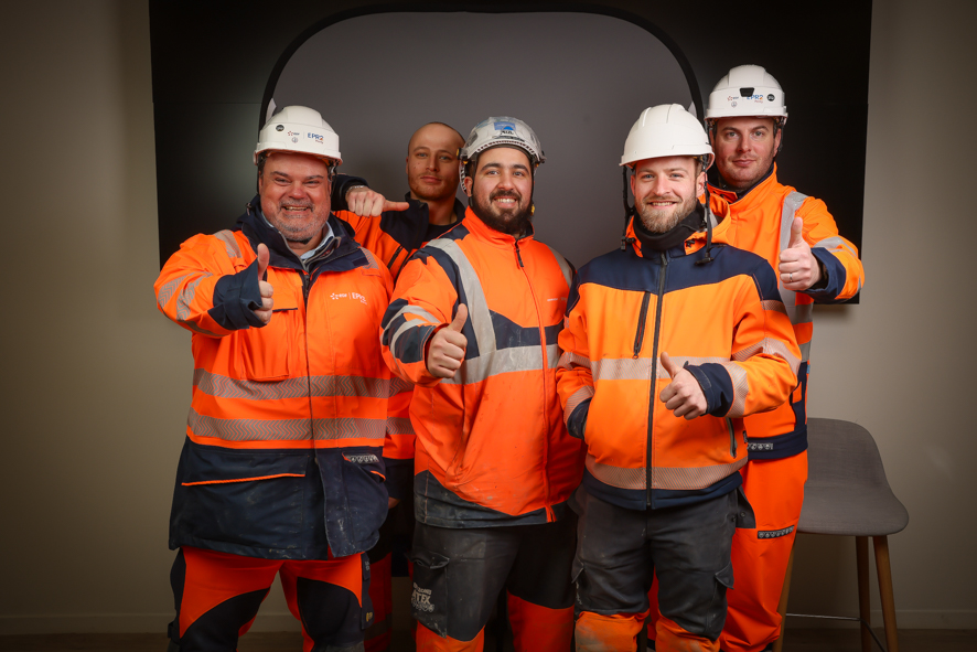 équipe reconstruction du poste Camille