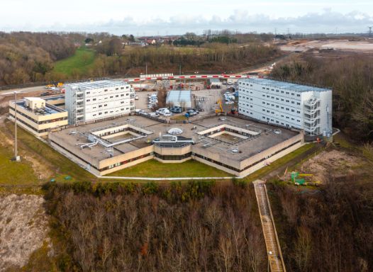 <p>Vue d’ensemble des installations de bureau</p>