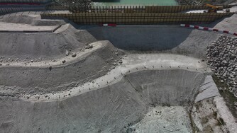 <p>Accès fermé au canal d'amenée </p>